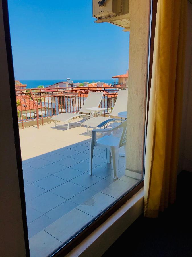 Family Hotel Friends بريمورسكو المظهر الخارجي الصورة