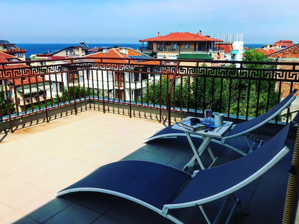 Family Hotel Friends بريمورسكو المظهر الخارجي الصورة